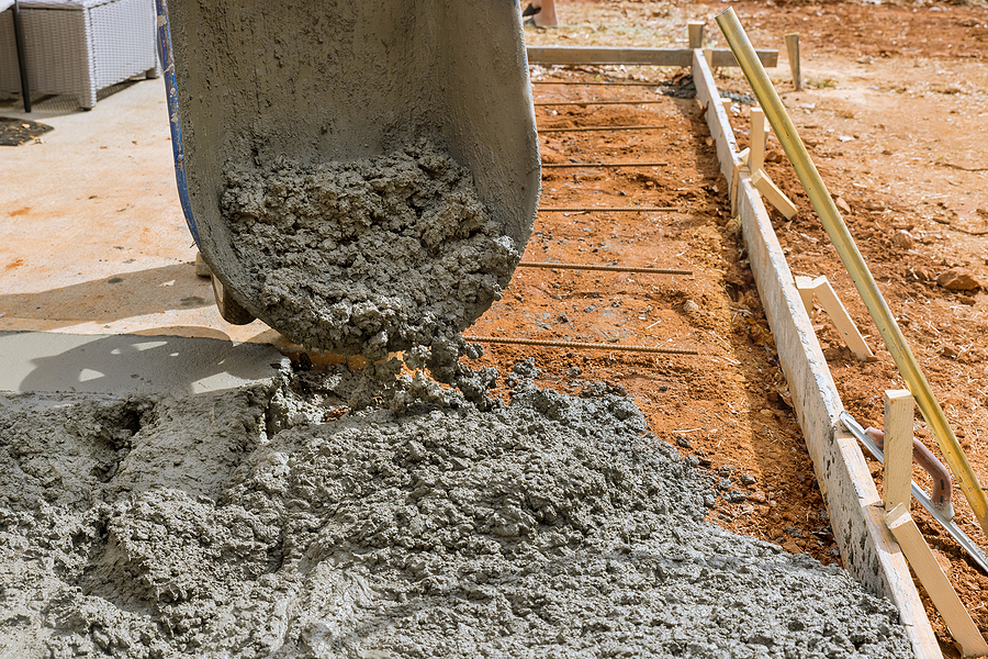 Residential concrete driveway pour in Cassville, MO